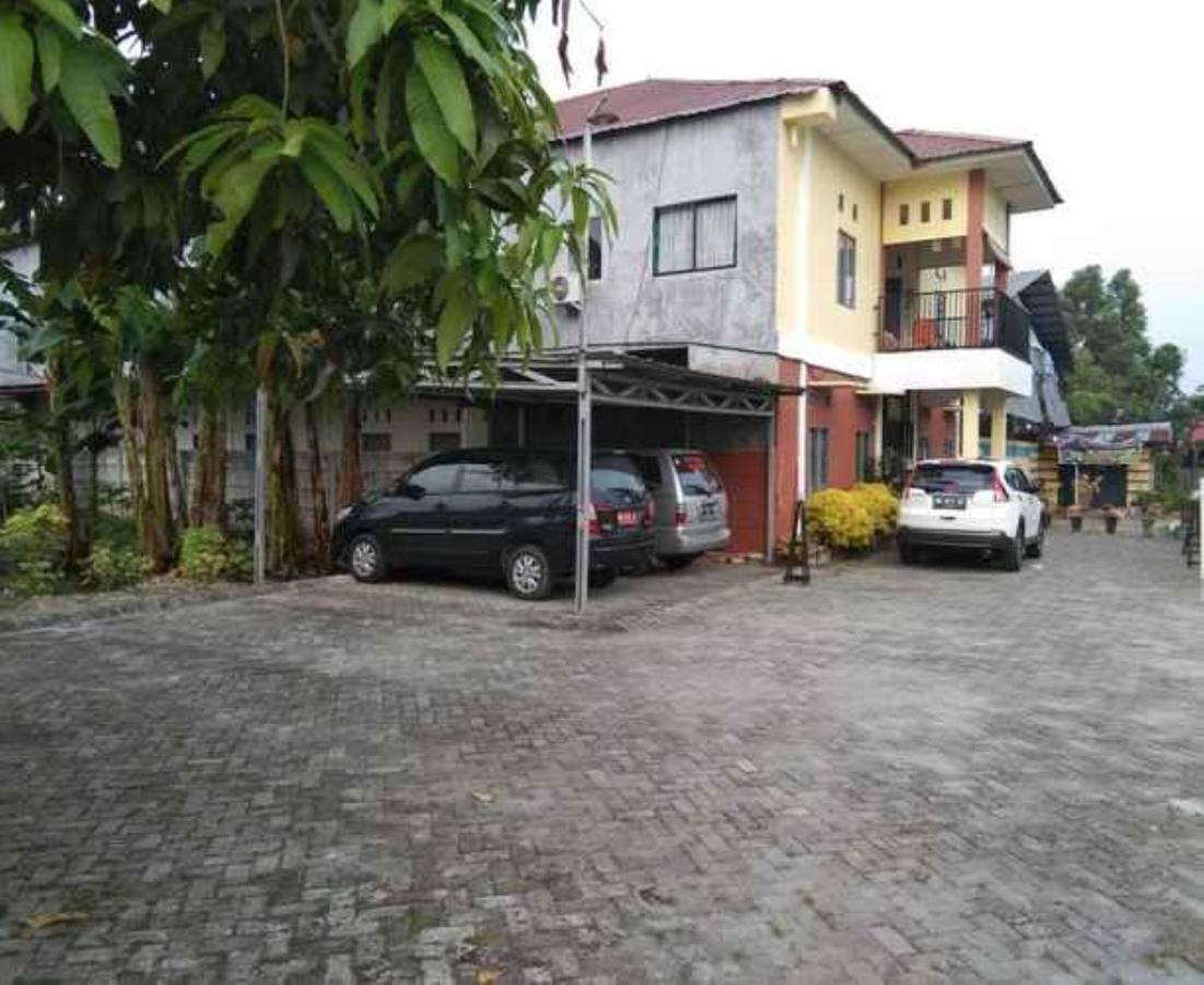 Penginapan Syariah Parit  Dış mekan fotoğraf